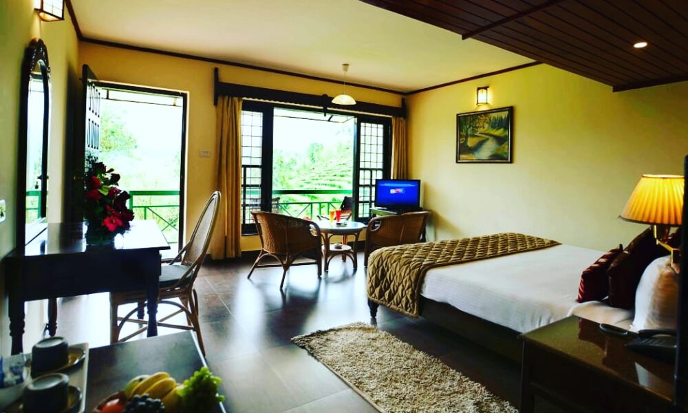 honeymoon resorts in Munnar